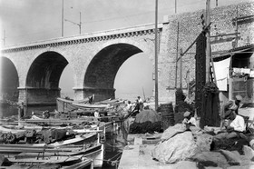 ref-1900034-vallon-plaque-60x90taille 60x90 cm    30x45 cm