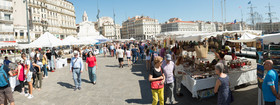 Marché à Marseille sur le vieux port