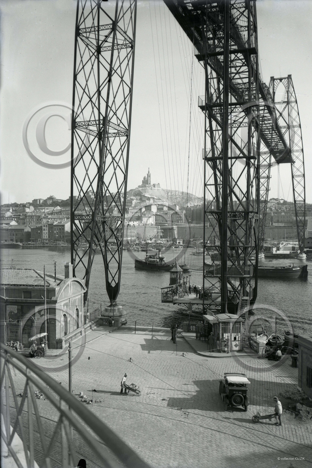 ref-plaques-1900031-transbordeur-vertical-plaque-remorqueurtaille 60x90cm     30x45cm