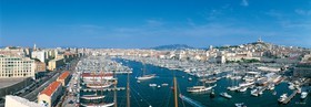 MARSEILLE VIEUX PORT VOILIER VIEUX GREEMENT  TOUR plein formatMarseille Provence photo panoramique couleurFORMAT DISPONIBLE  150X52cm  33X95cm ( et 20X60cm en vente direct uniquement ) XXL 200X100pas de telechargement disponible.A chaque format correspond une éditions limitée spécifique .© collection P GUZIKA titre indicatif suivant la finition, tarif encadré vente direct:150 x 52 cm 180€33   x 95 cm   99€20   x 60 cm   39€disponible en  30 X10 cm  sur stand en vente directDISPONIBLE SUIVANT STOCK -  CRÉATION JOURNALIERE  -
