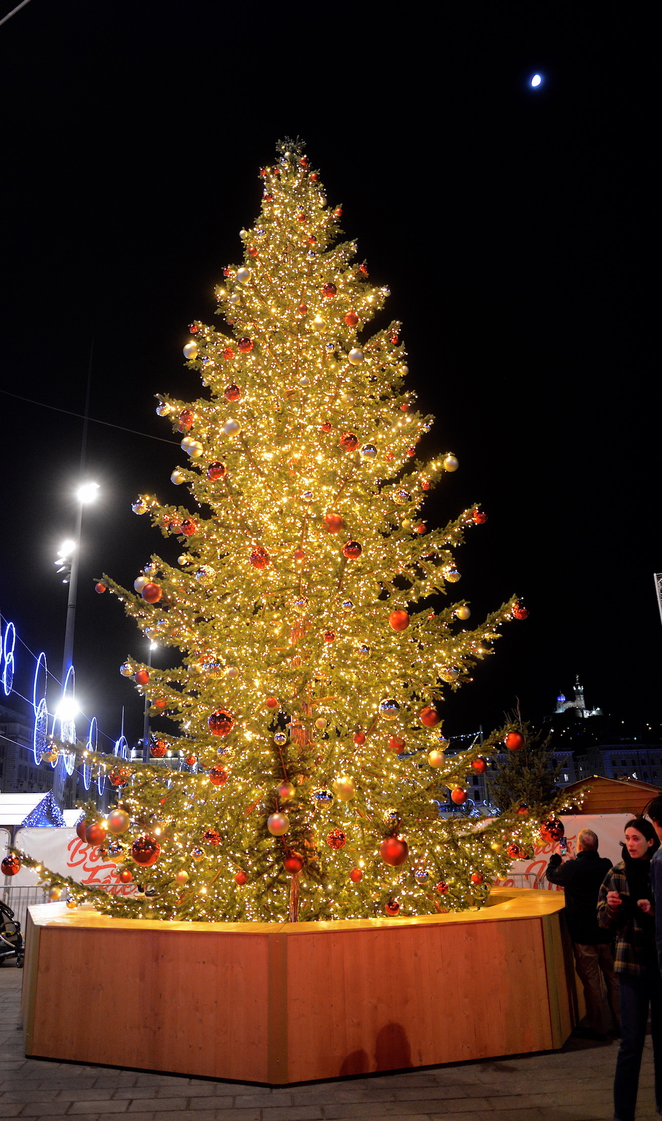 MARCHE DE NOEL A MARSEILLE 2022