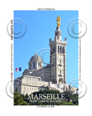 REF M58 Marseille notre dame de la gardes drapeau -8054.psd