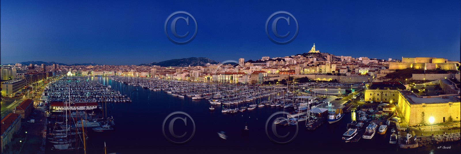MARSEILLE BY NIGHT MARSEILLE DE NUIT COULEURFORMAT 33 x 95cmTarif  sur stand et marché  25€BON PLAN LIMITED   10€CE SAMEDI 8 AVRIL SUR LE MARCHE DE LA CANEBIERE- 50%   SUR UNE SELECTION DE POSTER FORMAT  EN  33X95cm(offre non valable sur les encadrés et les sur mesure)
