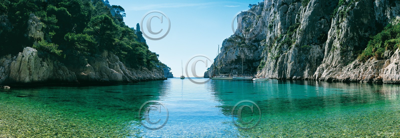CALANQUE D'EN VAU  LE FIORDCalanques Provence MarseilleFORMAT DISPONIBLE  150X52cm  33X95cm ( et 20X60cm en vente direct uniquement )pas de telechargement disponible.A chaque format correspond une éditions limitée spécifique .© collection P GUZIKA titre indicatif suivant la finition, tarif encadré vente direct:150 x 52 cm 180€33   x 95 cm   99€20   x 60 cm   39€disponible en  30 X10 cm  sur stand en vente directDISPONIBLE SUIVANT STOCK -  CRÉATION JOURNALIERE  -