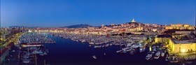 MARSEILLE BY NIGHT VIEUX PORT tour rené plein formatMarseille Provence photo panoramique couleurFORMAT DISPONIBLE  150X52cm  33X95cm ( et 20X60cm en vente direct uniquement ) XXL 200X100pas de telechargement disponible.A chaque format correspond une éditions limitée spécifique .© collection P GUZIKA titre indicatif suivant la finition, tarif encadré vente direct:150 x 52 cm 180€33   x 95 cm   99€20   x 60 cm   39€disponible en  30 X10 cm  sur stand en vente directDISPONIBLE SUIVANT STOCK -  CRÉATION JOURNALIERE  -