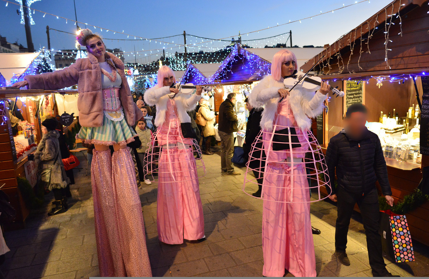 MARCHÉ DE NOEL DE MARSEILLE  ( photos des precedents marchés ),