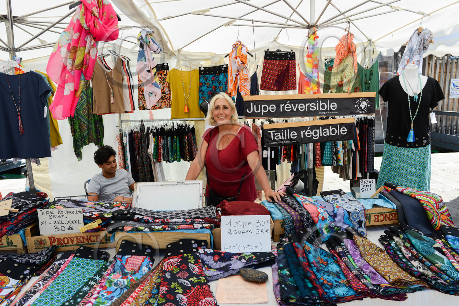 Marché à Marseille sur le vieux port