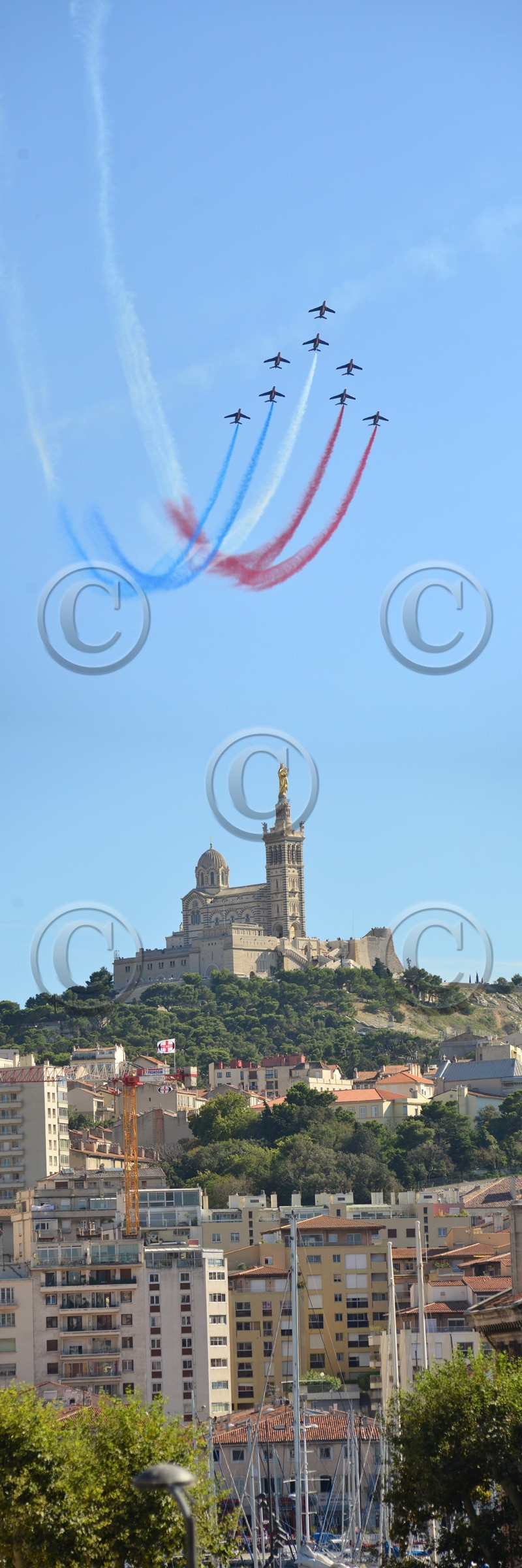 ref-614-patrouille-de-france-paf-vertical-nd-marseille-20x60-lr-site-paf2-copie.jpg