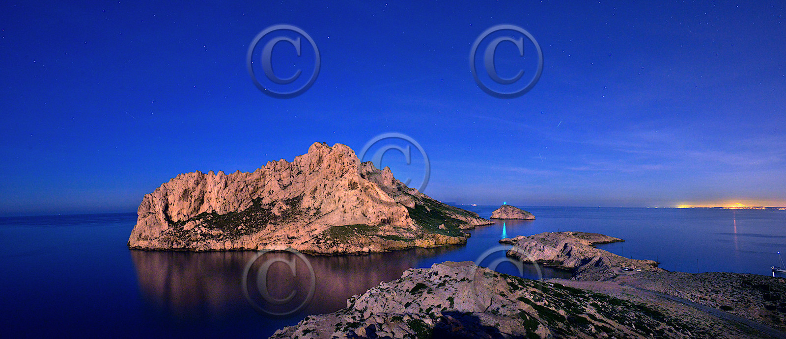 iLE MAIRE LA NUIT, Marseille calanque