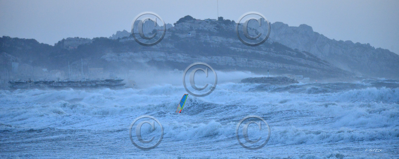 TEMPETE ZEUS MARSEILLE ,PLAGE DU PRADO,WINDSURF, PLANCHE À  VOILE