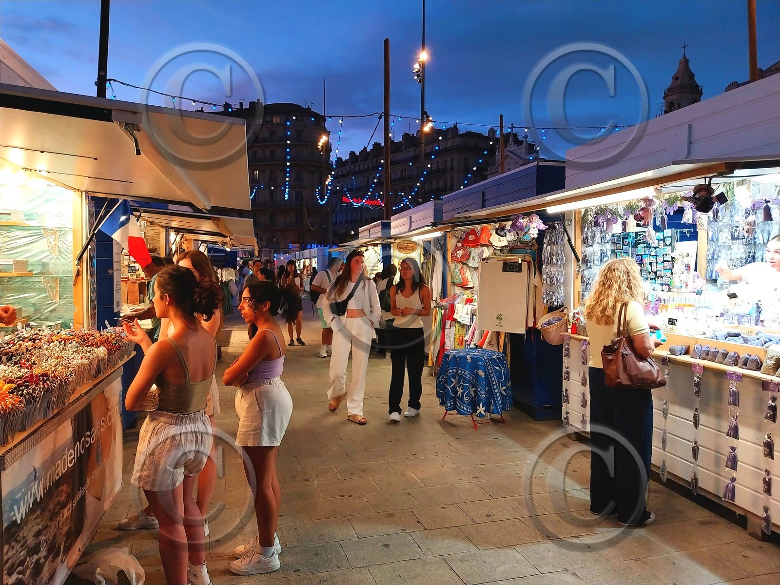 2023 l'année derniere sur le Vieux Port  de Marseille