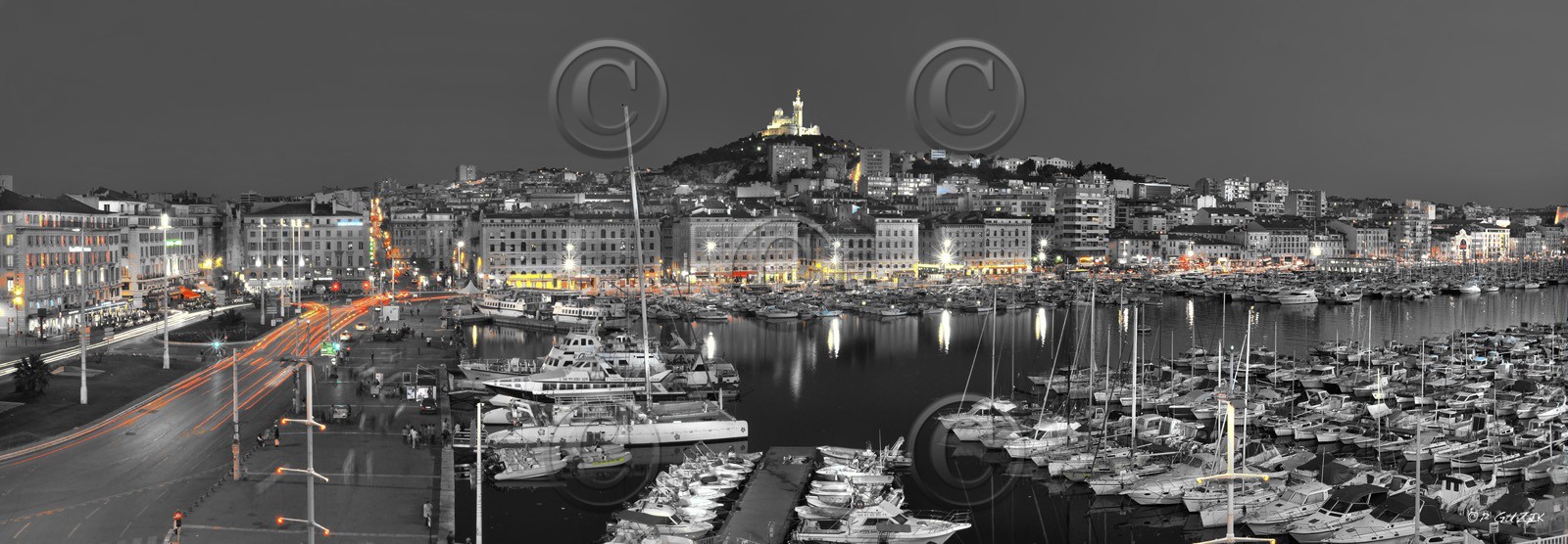 MARSEILLE BLACK COLORS MIMI ,plein formatFORMAT DISPONIBLE    33X95cm  20X60cm Pas de telechargement disponible.A chaque format correspond une éditions limitée spécifique .© collection P GUZIK