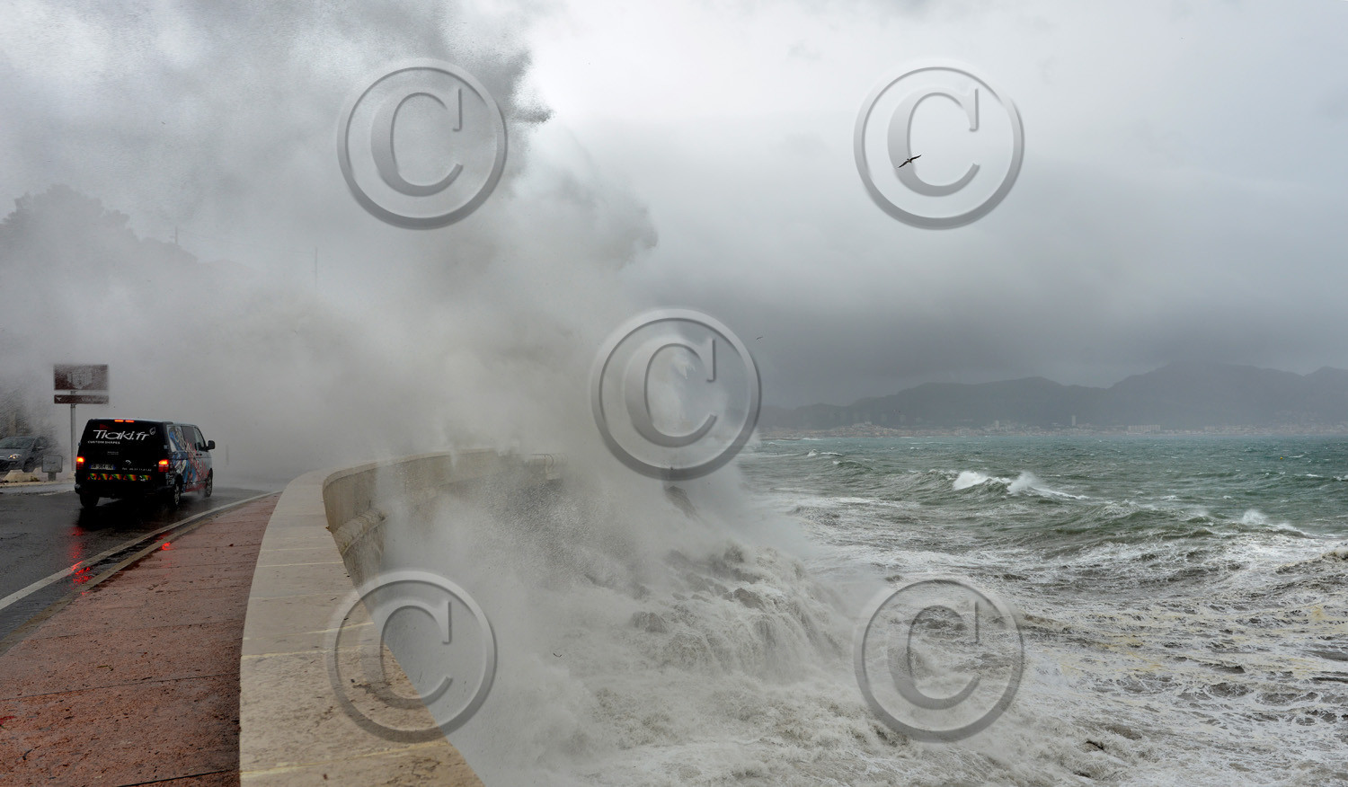 MISTRAL, STRORM,VENT DU SUD